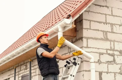 Pose et remplacement de gouttières à Virson